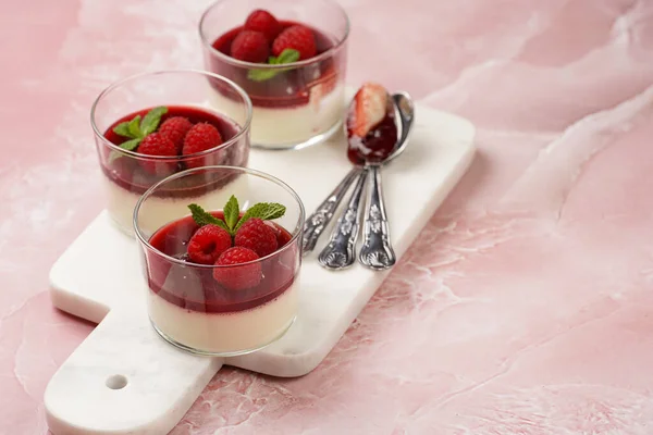 Italian Dairy Dessert Panna Cotta Raspberry Jam Fresh Raspberries Mint — Stock Photo, Image