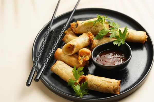 Traditionele Zuidoost Aziatische Voorgerecht Lente Zomer Broodjes Gefrituurde Dim Sum — Stockfoto