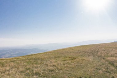 Güzel dağ manzarası, yaz manzarası