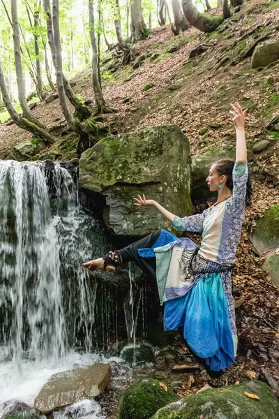 Brunette Woman Blue Clothes Dancing Waterfall Summer Carpathian — стоковое фото