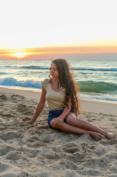 Teenage Girl Sea Beach Sunset Black Sea Ukrain — Stockfoto