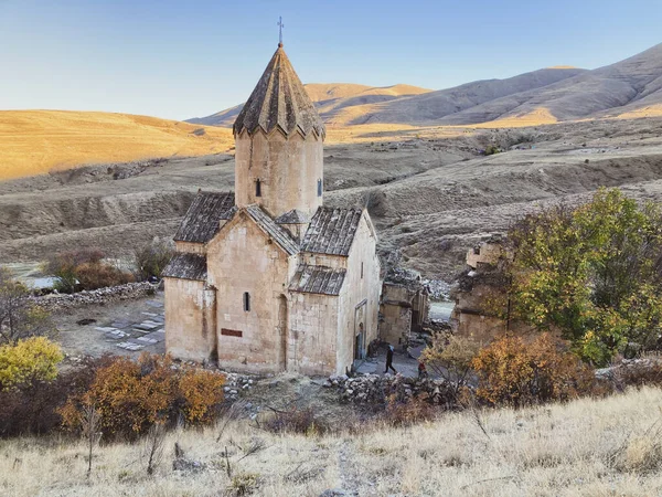 Древний Армянский Монастырь Карапета Осенью — стоковое фото