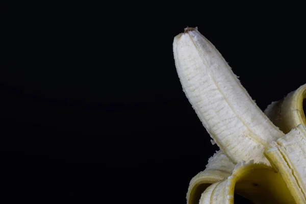 Банан Черном Фоне — стоковое фото