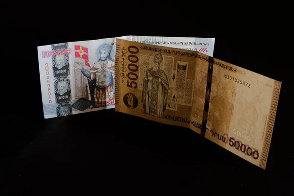 아르메니아 아르메니아 100 000 000 지폐가 목판에 페이퍼 — 스톡 사진
