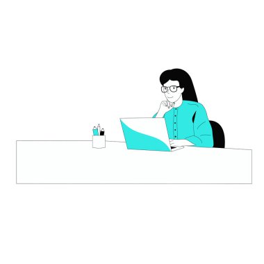 Kadın internette dizüstü bilgisayarda oturuyor 