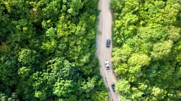 Dzhur-Dzhur cachoeira na Crimeia cachoeira paisagem turismo aéreo relaxar ar, sobrevoo aéreo. cenário ambiente atual parque. — Vídeo de Stock