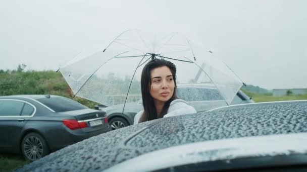 Sad Armenian Woman Walks Rain Umbrella She Enjoys Weather — Vídeo de stock
