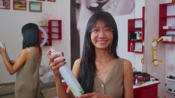 Cosmetics Work Stylist Makeup Artist Women Paint Lips Eyes Face — Stok video