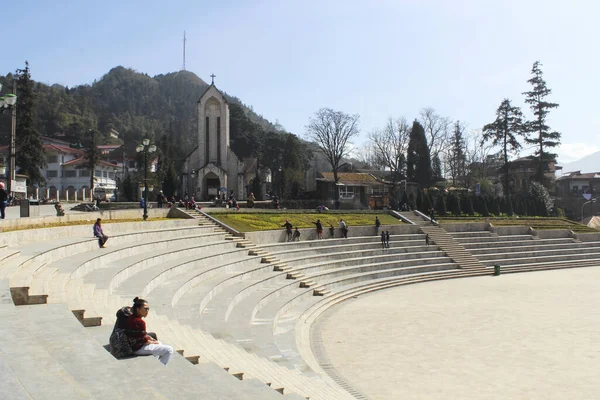 Sapa şehrinin merkez meydanı, Vietnam 