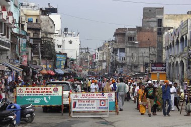 Amritsar 'ın merkezinde, Altın Tapınak yakınlarında. Hindistan 