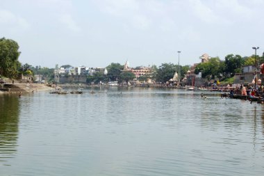 Shipra Nehri 'ndeki Ujjain seti. Ujjain, Hindistan