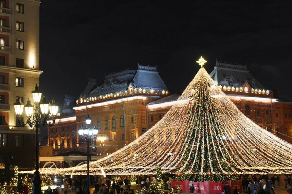 Christmas Tree Center Moscow Ohotny Ryad Russia Fotos De Bancos De Imagens
