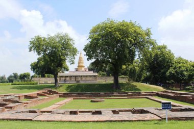 Sarnath kasabasının kalıntıları. Hindistan 