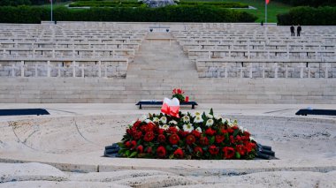 Cassino, Latium, İtalya 'daki Polonya Mezarlığı manzarası