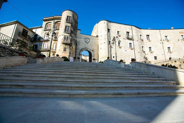 Taurasi Avellino Campania Italia Entrada Centro Histórico Con Puerta Reloj Fotos de stock