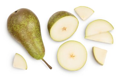 Yeşil konferans armudu kırpma yolu ve tam alan derinliği ile beyaz arkaplanda izole edildi, Üst Görünüm. Düz yatıyordu