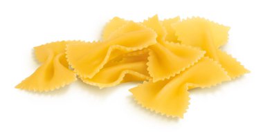 Papyon makarnası kırpma yolu ve tam derinlikte alan ile beyaz arkaplanda izole edildi.