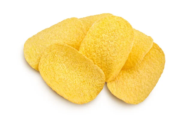 Aardappelchips geïsoleerd op witte achtergrond met clipping pad en volledige scherptediepte. Bovenaanzicht. Vlakke plaat. — Stockfoto