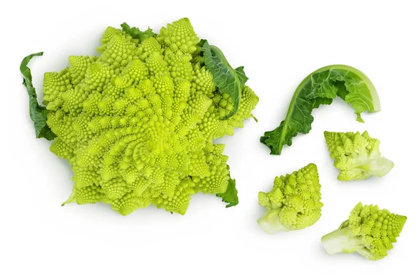 Капуста Romanesco broccoli або римська капуста Cauliflower ізольована на білому тлі з обрізаною стежкою. Краєвид. Плоть. — стокове фото