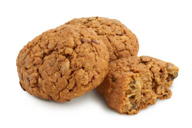 Flax, balkabağı ve ayçiçeği tohumlu yulaflı kurabiyeler kesme yolu ve tam derinlikteki beyaz zemin üzerinde izole edilmiş.