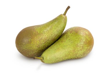 Yeşil konferans armudu kırpma yolu ve tam alan derinliği ile beyaz arkaplanda izole edildi