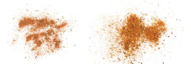 Beyaz arka plan üzerinde izole karışık baharat. Fesleğen kereviz, maydanoz, mercanköşk, soğan sarımsak rezene kırmızı biber havuç karabiber.