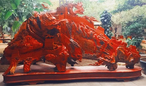 the red dragon in the temple of the city of thailand