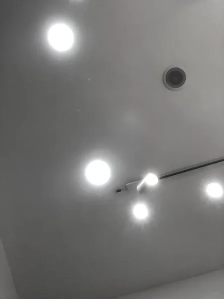 light lamp on the ceiling
