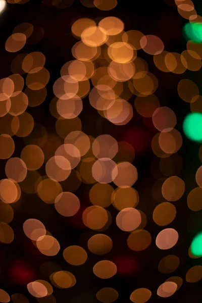 Fotografía Vertical Desenfocada Lámparas Color Oro Decoración Guirnaldas Víspera Navidad — Foto de Stock