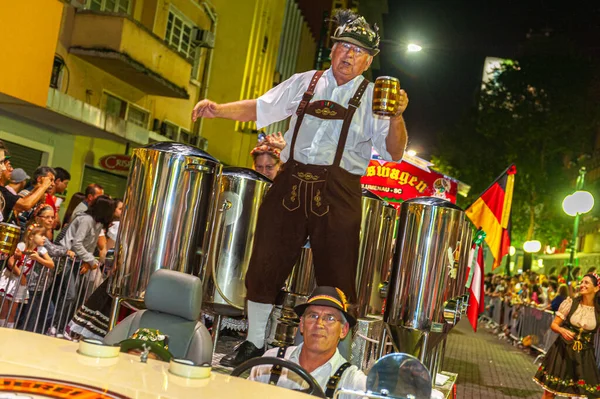 Blumenau Santa Catarina Brasile Ottobre 2021 Sfilata Inaugurale Dell Oktoberfest — Foto Stock