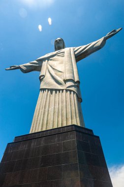 2015, 28 Aralık, Rio de Janeiro, Brezilya: Kurtarıcı İsa ve çevresi.