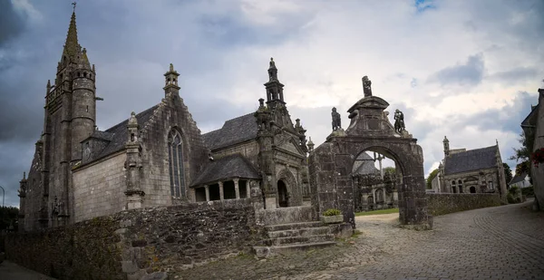 Blick Auf Das Gemeindehaus Von Guimiliau Finistere Der Bretagne — Stockfoto