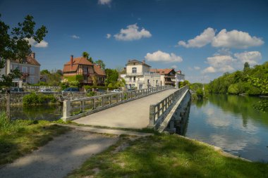 Seine et Marne, Fransa 'da Samois sur Seine şehrine bakın.