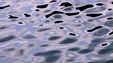 Büyüleyici, psikedelik desenler, suyun hareketinden kaynaklanan 120 fps 'lik yavaşlatılmış zaman. Şelalelerde suyun inanılmaz, doğal gücü, Hırvatistan 'ın Krka Ulusal Parkı' nda çekildi.