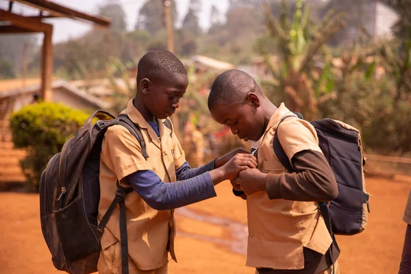 Two African Children Heavy Backpacks Play School Yard — Photo