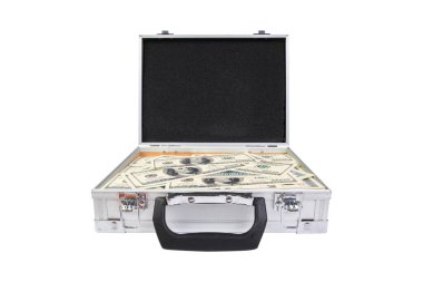 Beyaz arka planda izole edilmiş Amerikan parasıyla metal bir çanta.