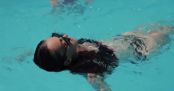 Beautiful Woman Swimming Pool Slow Motion Relaxing Resting Water — Wideo stockowe