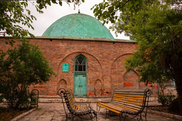 Ganja Azerbaiyán 2021 Antigua Mezquita Gyrykhly Construido Barrio Gyrykhly Siglo — Foto de Stock