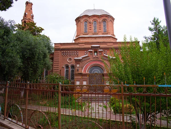 ガンジャ市 アゼルバイジャン 2021年 アレクサンダー ネフスキーの美しい古い大聖堂 — ストック写真