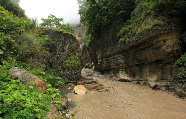 Muddy River Beautiful Canyon Guba Region Azerbaijan —  Fotos de Stock