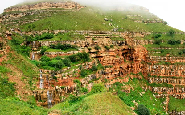 Beautiful Waterfall Red Mountains Gorge Road Village Gryz Guba Region — Photo