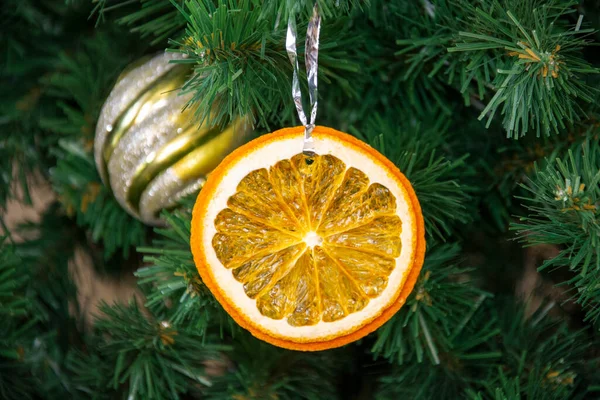 Decoraciones Del Árbol Navidad Naranja Para Navidad Árbol Navidad Imágenes de stock libres de derechos