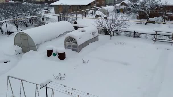 Теплицы Покрыты Снегом Летний Коттедж Снегу Зимой Вид Сверху — стоковое видео