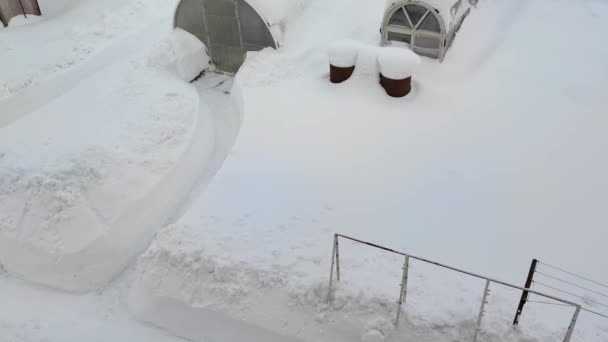 Invernaderos Huerto Cubierto Nieve Vista Superior Movimiento — Vídeos de Stock