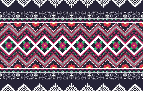 Ikat kabilesinin çiçeksiz deseni. Etnik Aztek kumaşlı halı mandala süsü yerli boho sembolü tekstil. Geometrik oryantal geçiş nakış biçimi