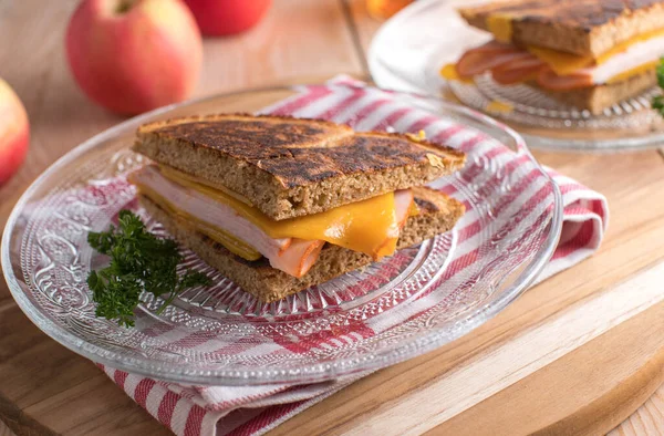 Oatmeal pan bread with chicken ham and cheddar cheese for breakfast, lunch or as a snack.