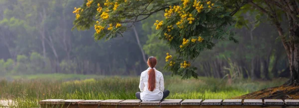 Back View Woman Relaxingly Practicing Meditation Public Park Attain Happiness — Stock Photo, Image