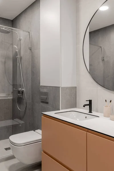 Modern Minimalist Bathroom Interior Design Grey Stone Tiles Terracotta Furniture — Stockfoto