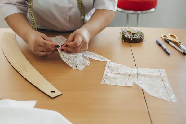 Atelier Making New Ornament Wedding Dress Going Table Can See — Stock Photo, Image