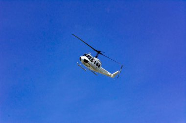 Pervane pervanesi kullanan hava nakil helikopteri